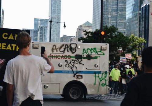 Chicago police car 2020 protests